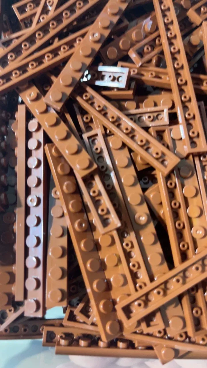 Bulk building blocks factory shot 3