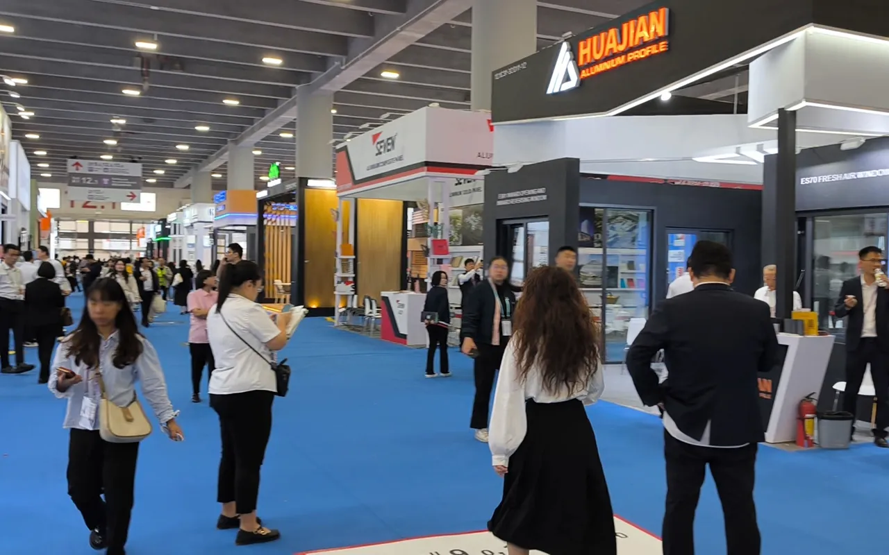 Karsa's Canton Fair visitor badge — on the ground at the 139th Canton Fair