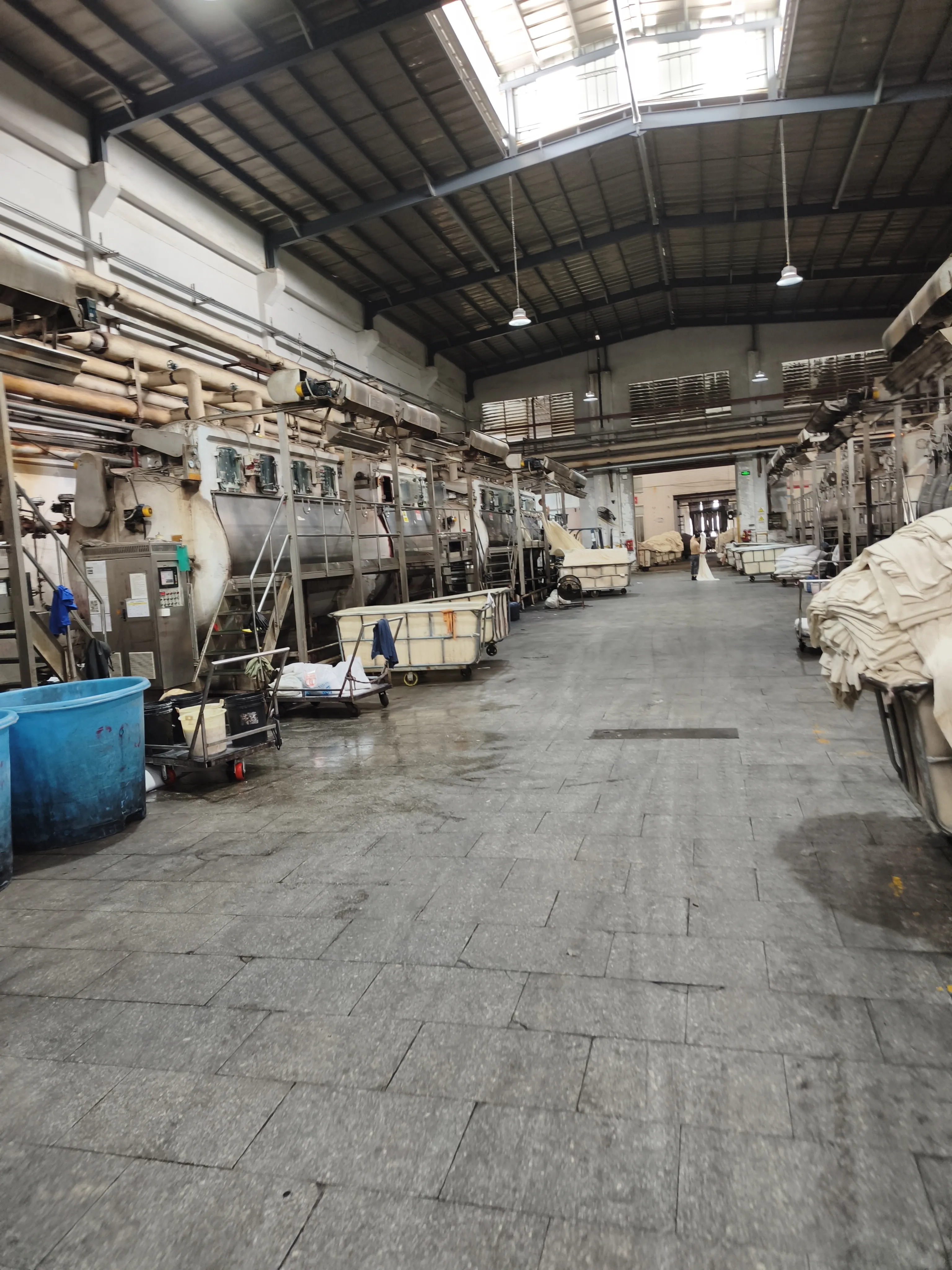 Another angle of the Zhaoqing textile and garment facility